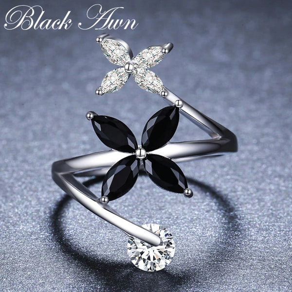 Womens Black Awn and White Silver Color Flower Ring